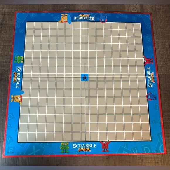 Scrabble Junior Board Game Pre-Owned 100% Complete 2016 Excellent Condition - Picture 7 of 8